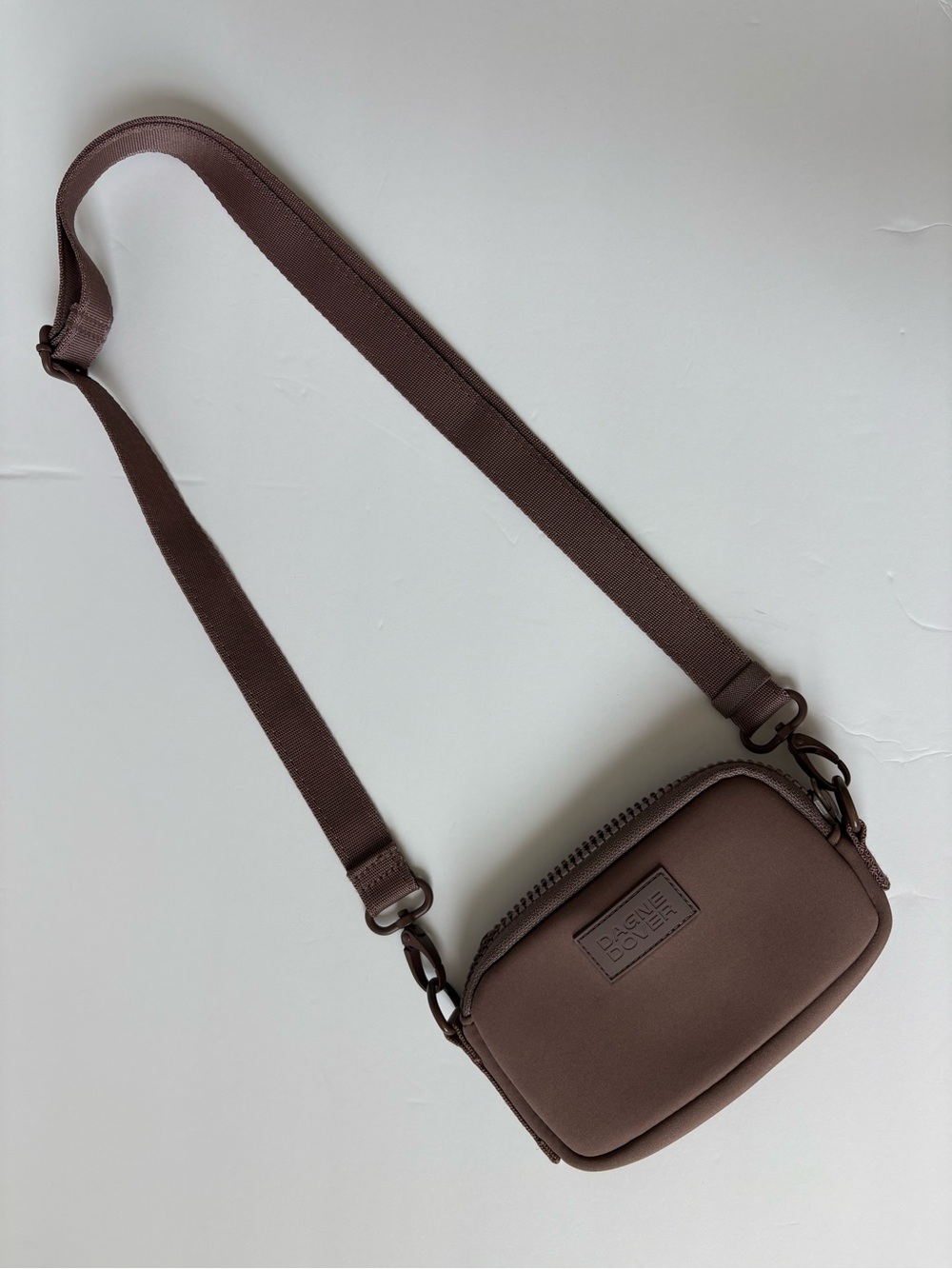Dagne Dover Mara Phone Sling color: Dune Neoprene Crossbody Bag